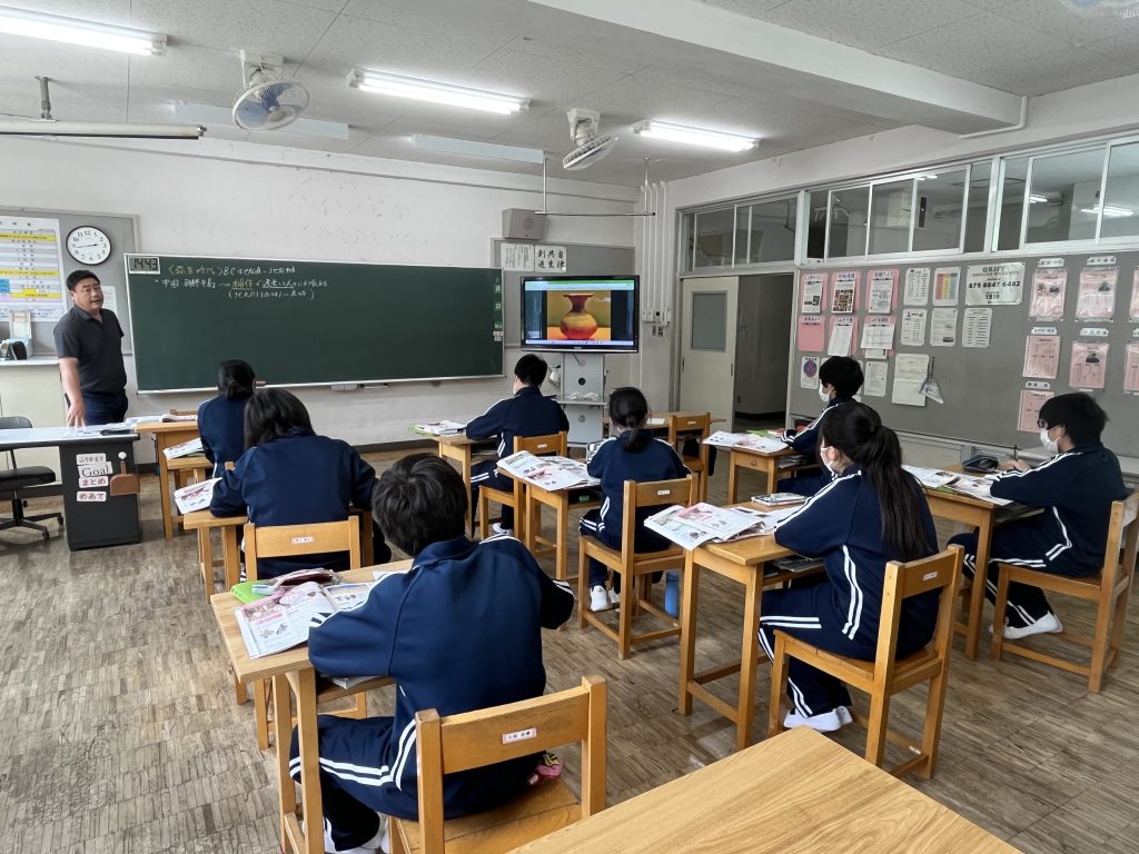 6/6 授業の様子（１年社会、２年理科、３年総合）